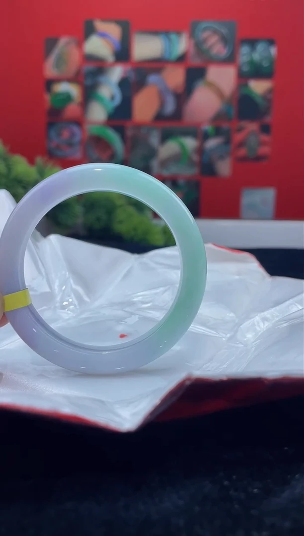 翡翠手镯未镶嵌手镯9