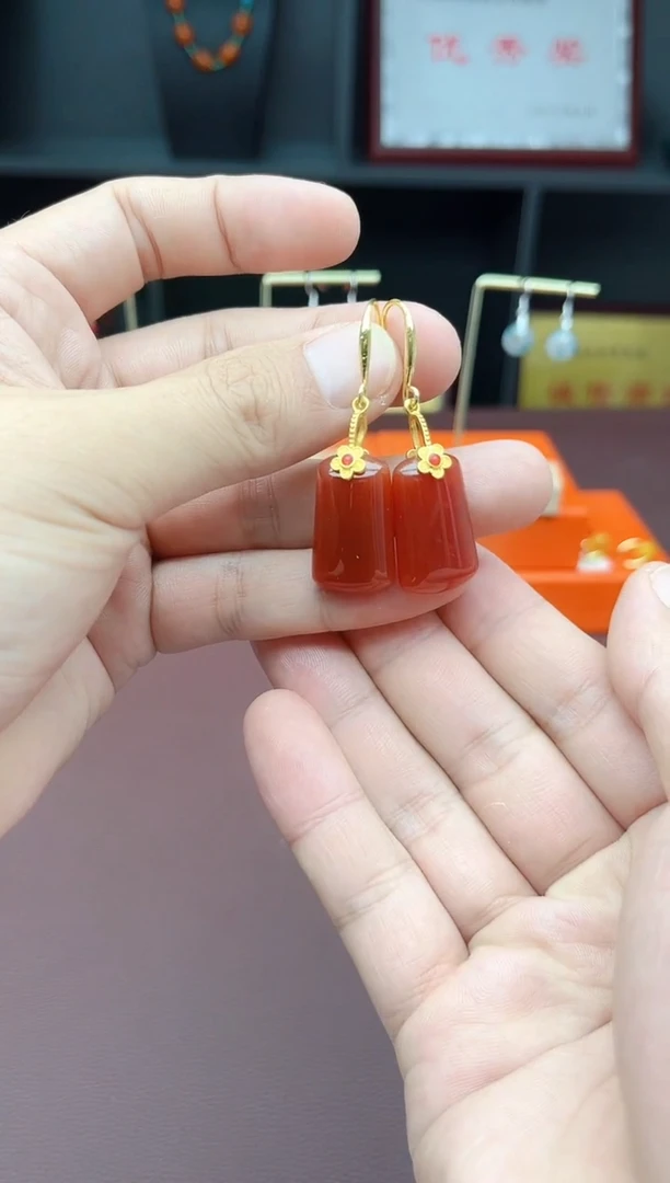 未镶嵌耳饰玛瑙/玉髓210000