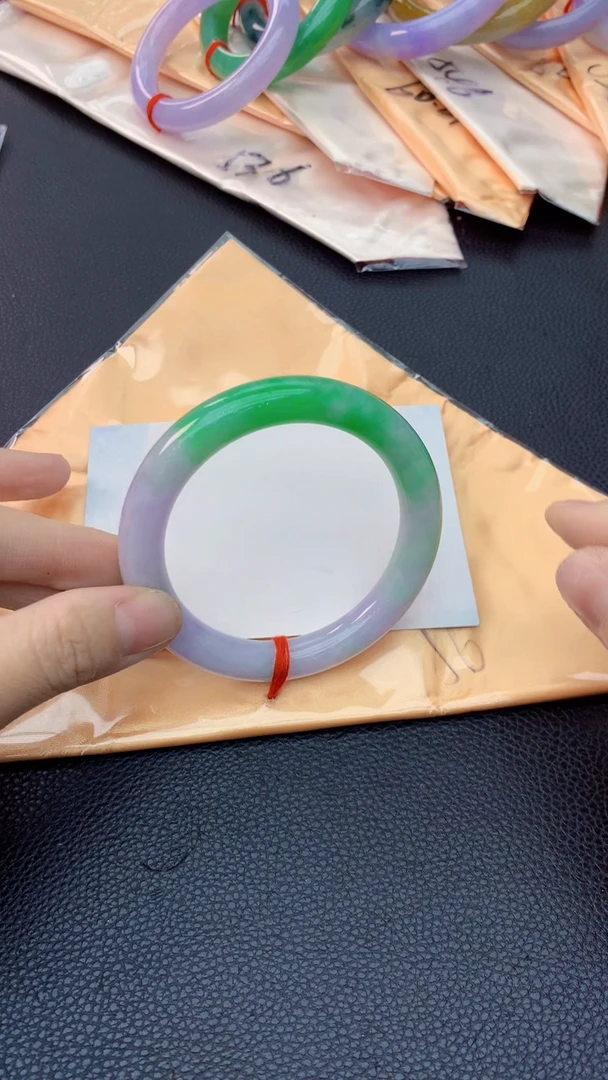 未镶嵌手镯翡翠0231736306