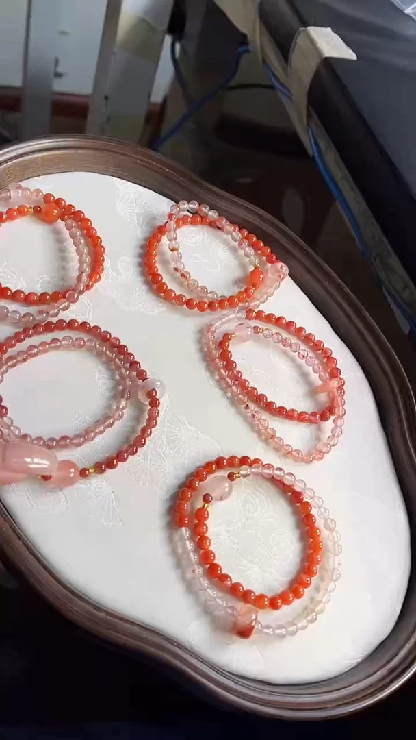 【闪购商品】南红玛瑙颈饰未镶嵌100635510 随机发仅一件