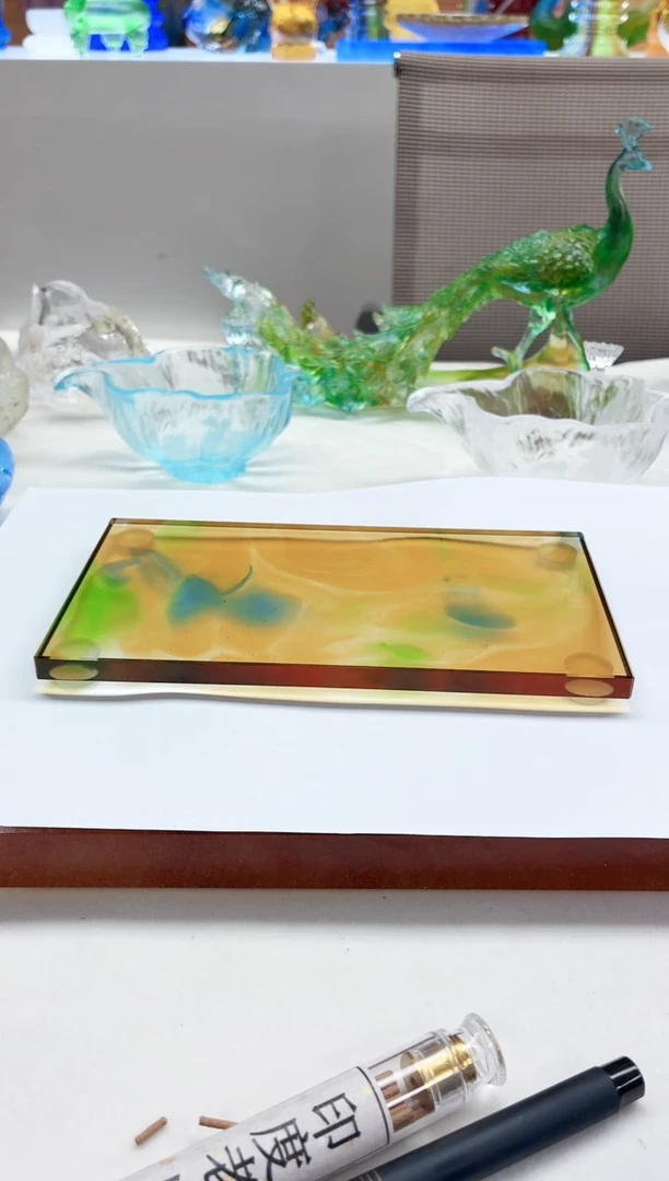 手工艺品琉璃琥珀色干泡台18.5*10公分