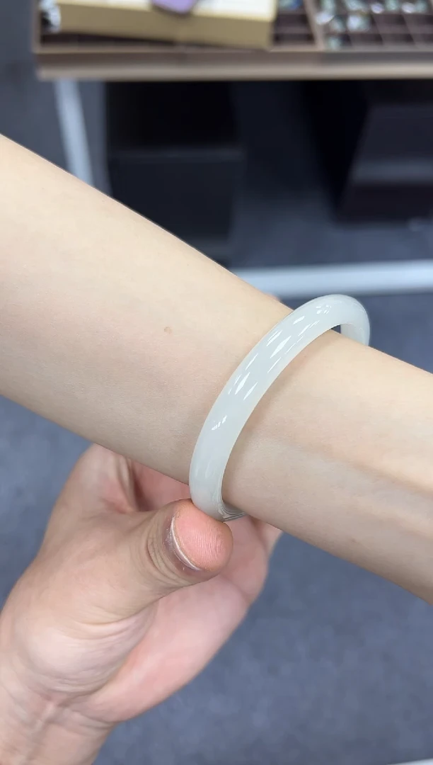 未镶嵌手镯和田玉59  821