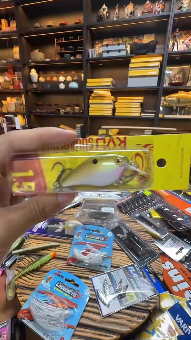 KVD 绿背红脸 1.5HK 1枚
