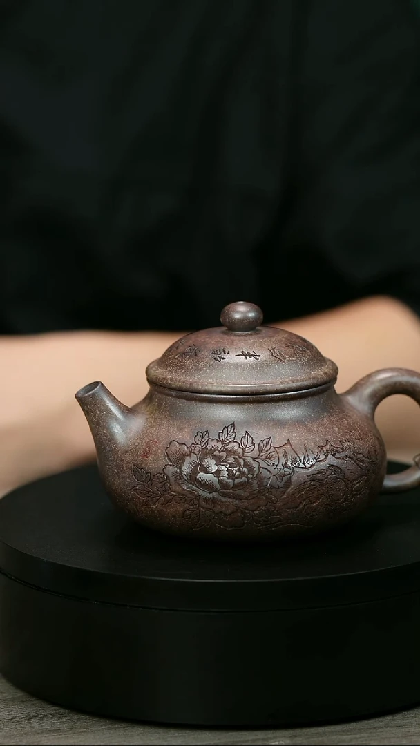 茶壶紫砂雅****店H1984李琴刻绘柴烧容天