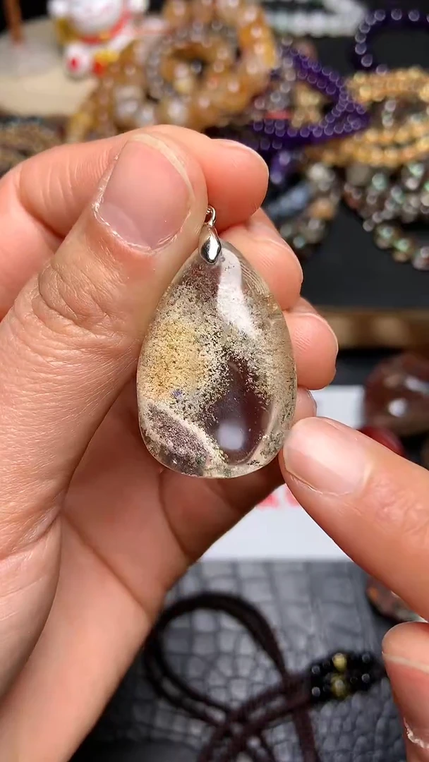 【闪购商品】水晶吊坠(赠链)未镶嵌57