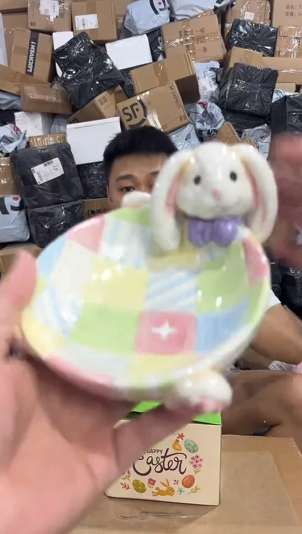瓷片绿色原盒兔子碗
