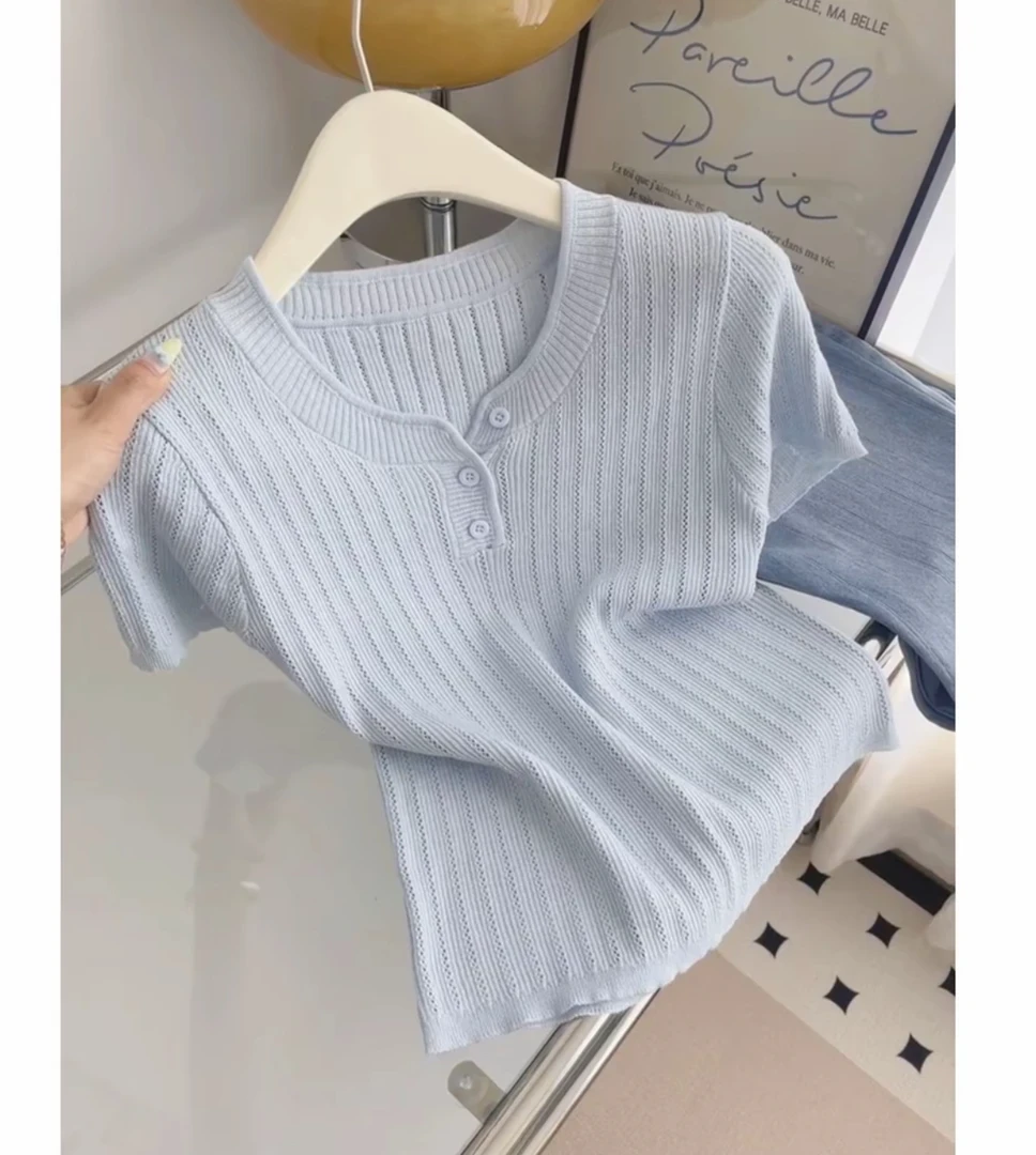 冰蓝色温柔气质针织短袖t恤女夏季新款设计感圆领正肩显瘦上衣