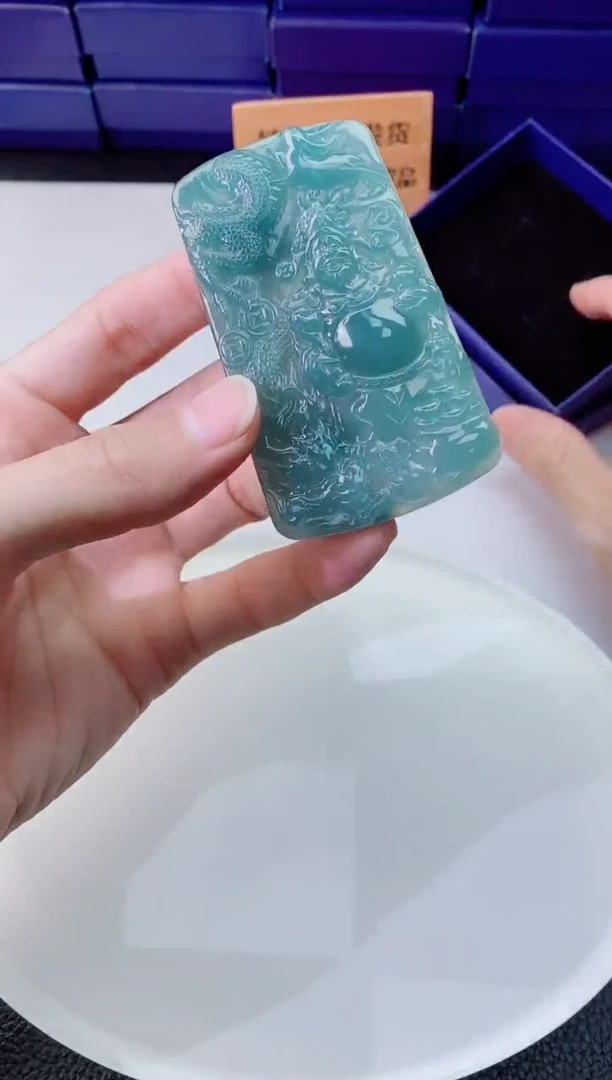 翡翠未镶嵌颈饰111111