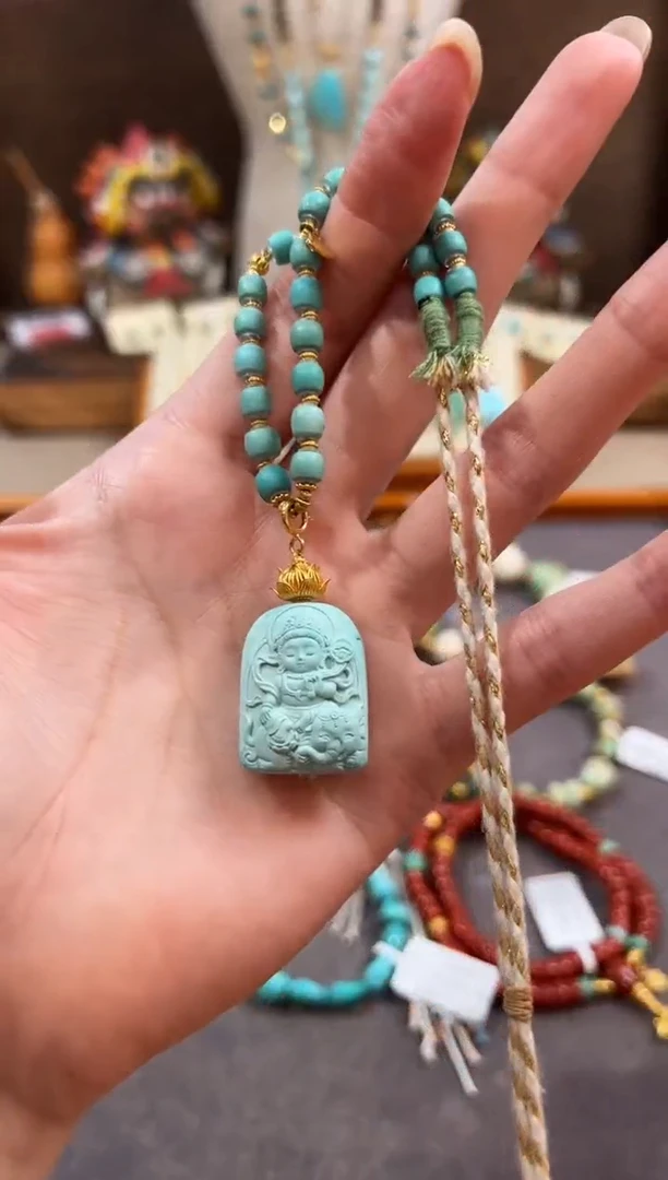 18K金镶嵌绿松石颈饰绿松石项链