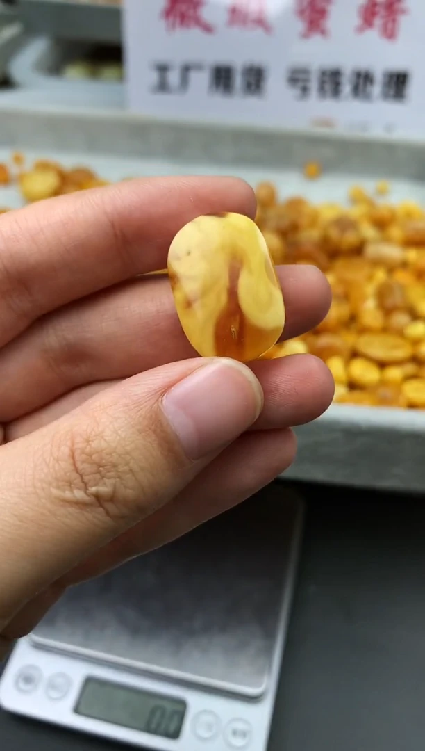 【闪购商品】琥珀珠宝奇石未镶嵌92