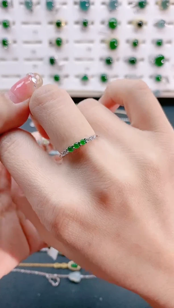 【闪购商品】翡翠戒指银S925镶嵌天然翡翠