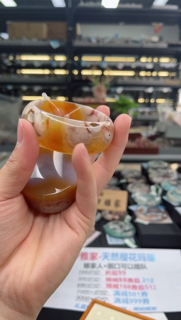 【闪购商品】石英质玉手镯未镶嵌55圈口（赠品镯心）6233547