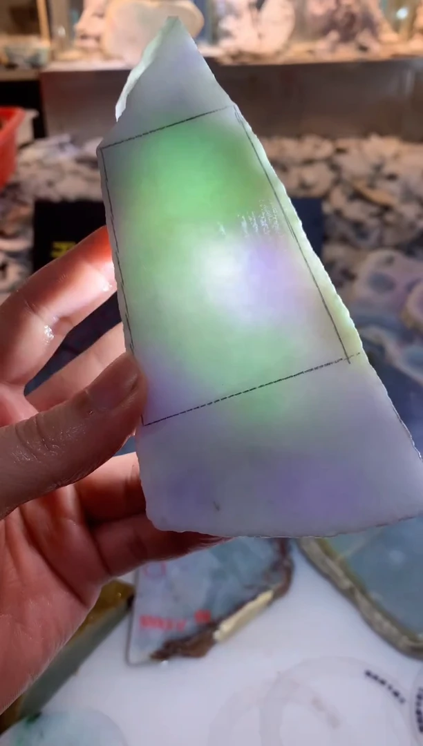 翡翠裸石0朗0翡翠珠宝767