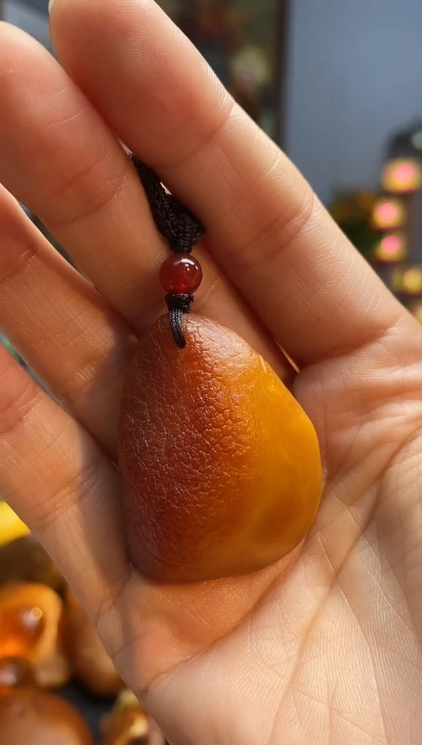 琥珀颈饰未镶嵌吊坠