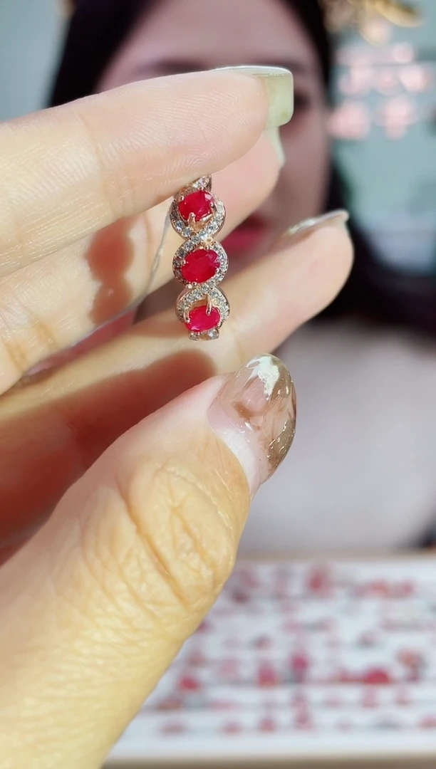 银S925镶嵌戒指红宝石戒指