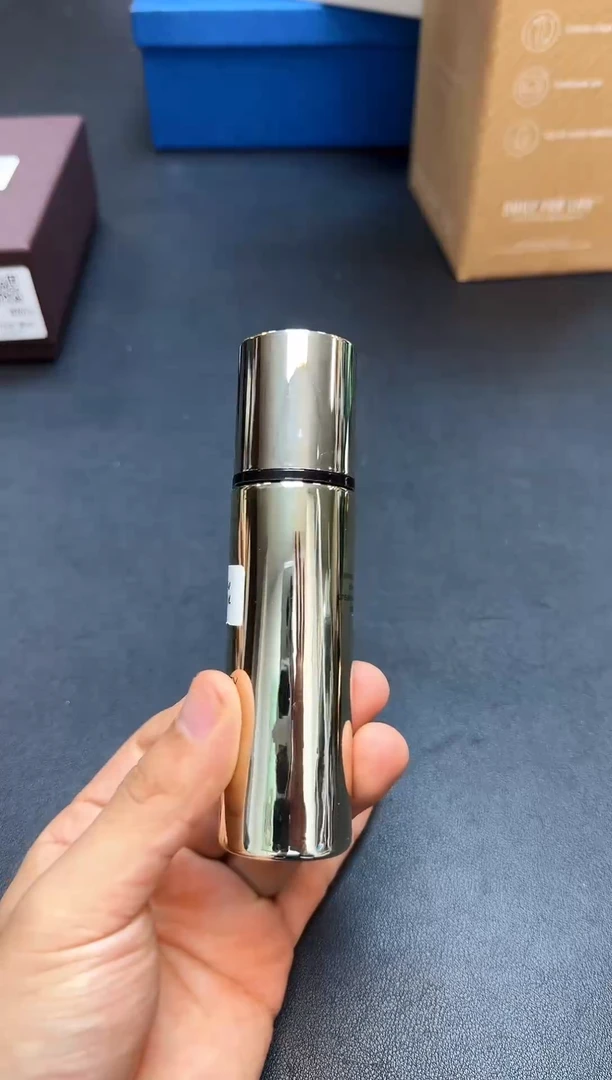 瓷片全新正品一件不留@@WR404