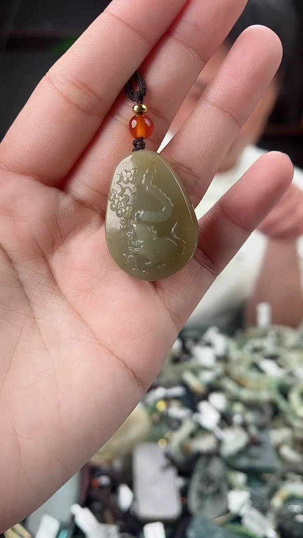 【闪购商品】和田玉（糖玉）颈饰未镶嵌多样性发货，一物一拍