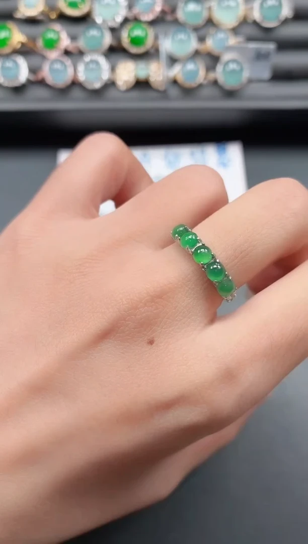 银S925镶嵌戒指翡翠1111