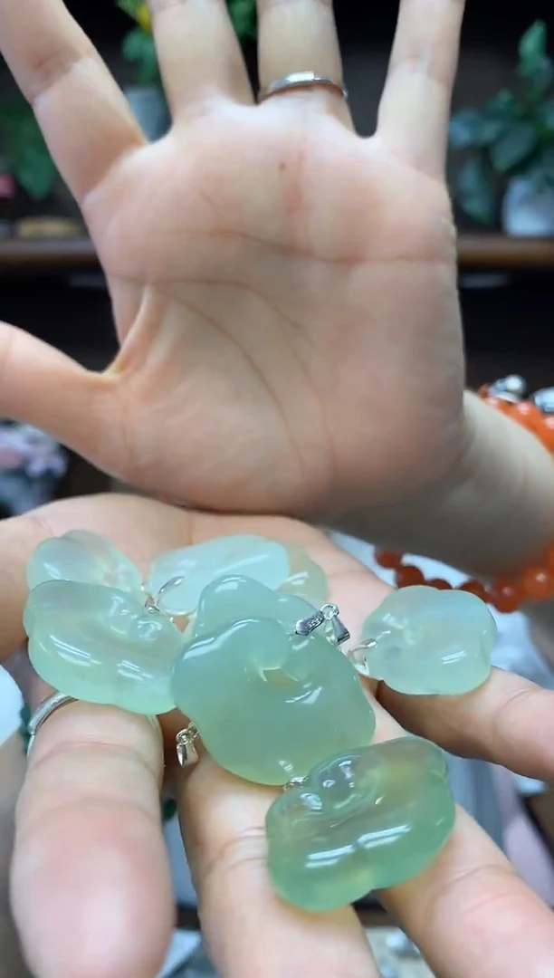 银S925镶嵌岫玉吊坠多样性发货其中发一如意