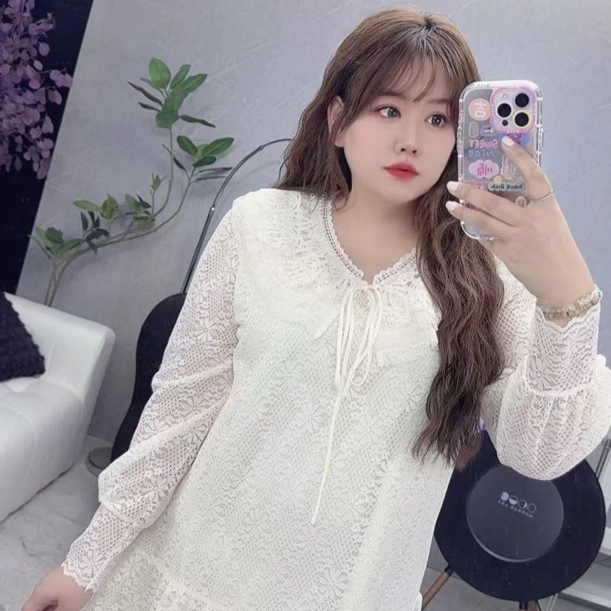 小钰家-长袖蕾丝连衣裙