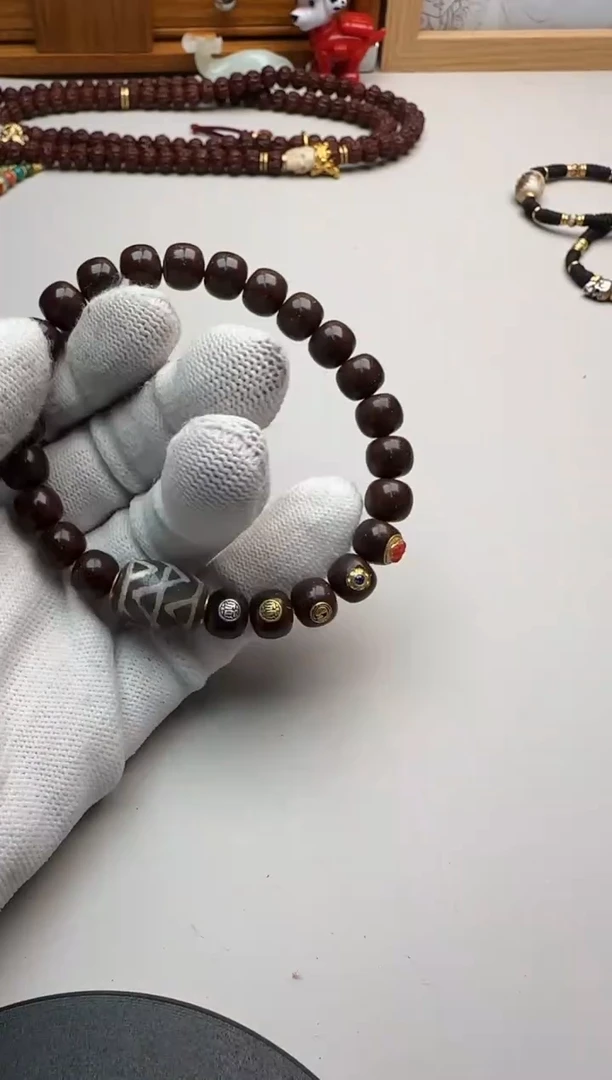 【闪购商品】紫金鼠手串紫金鼠手串加配饰