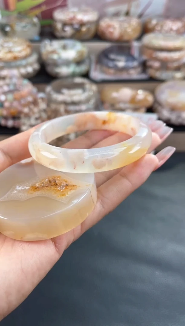 未镶嵌手镯石英质玉58（赠送镯心 不保证完美）