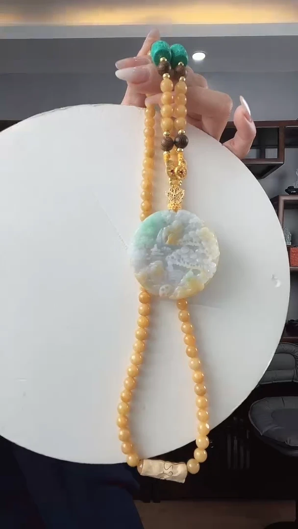 颈饰未镶嵌翡翠山水