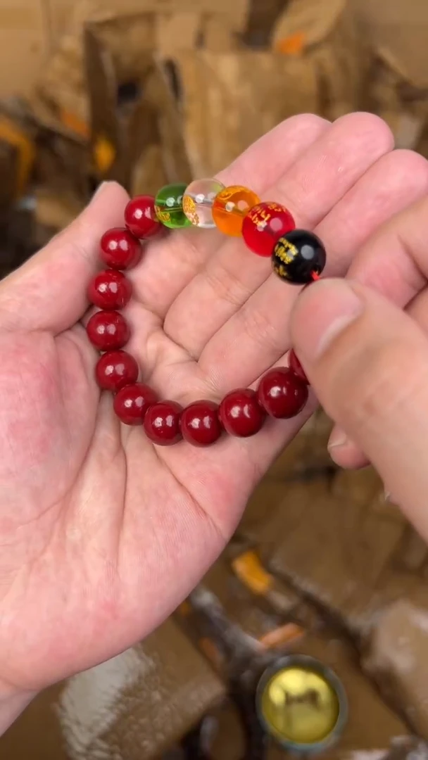 无礼盒精美手串（）