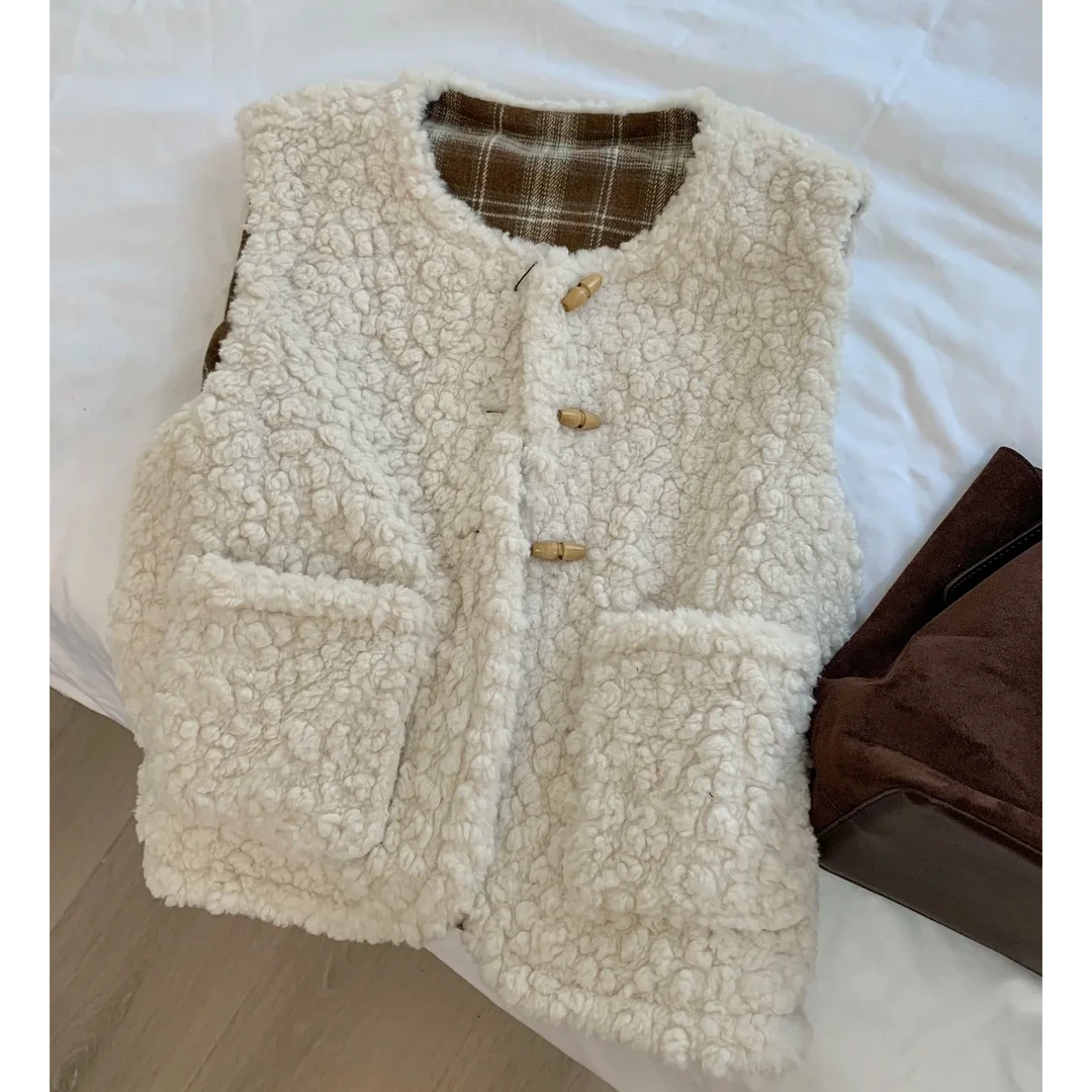 羊羔毛绒马甲女时髦洋气独特漂亮2025巨好看背心外穿上衣坎肩马夹