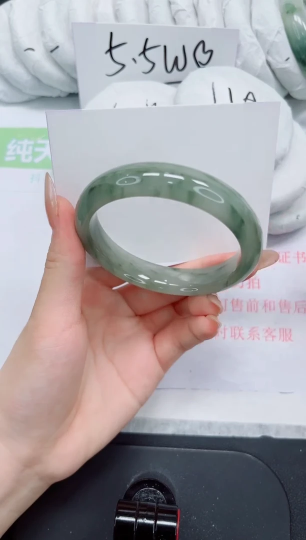 石英质玉手镯未镶嵌242-58