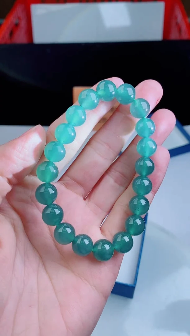 颈饰未镶嵌翡翠1
