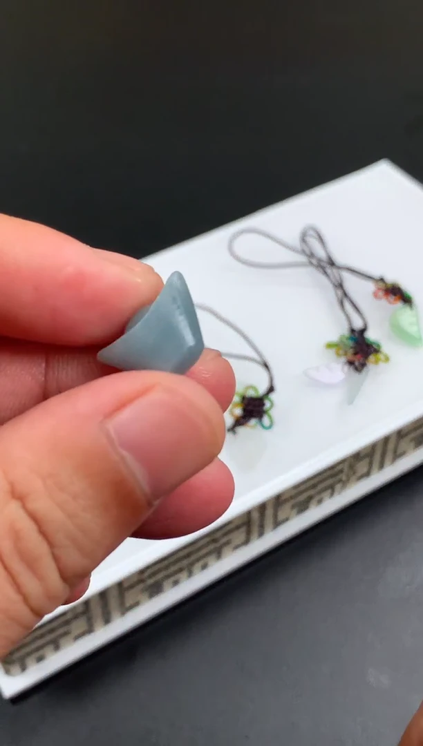 【闪购商品】定制翡翠未镶嵌翡翠