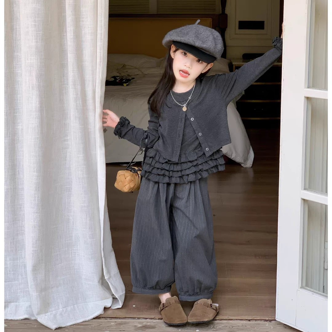 女童秋季套装2025新款女宝宝假两件上衣灯笼裤两件套儿童洋气秋装