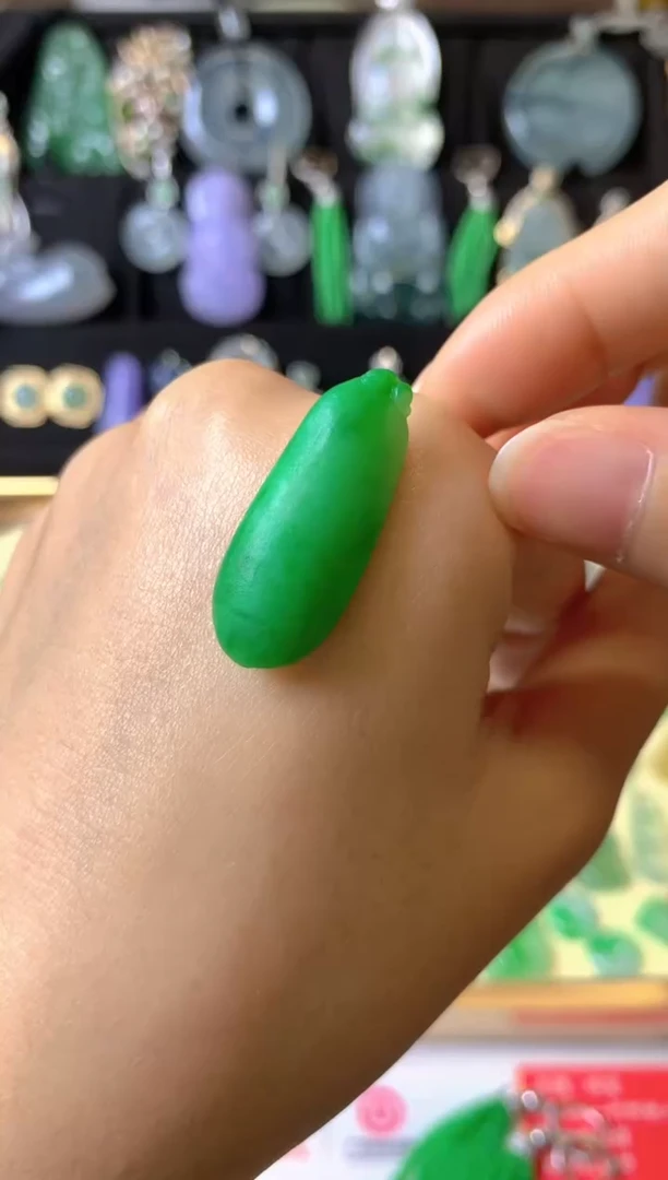 【闪购商品】定制翡翠未镶嵌毛货抛光