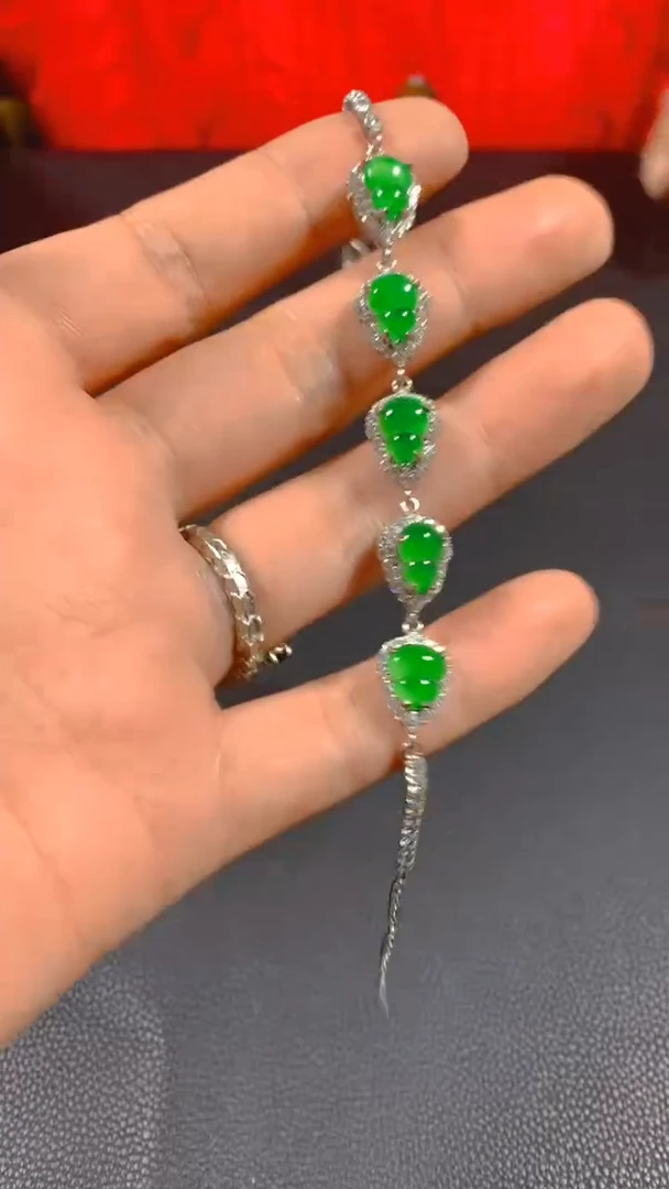 未镶嵌手链翡翠多样性发一