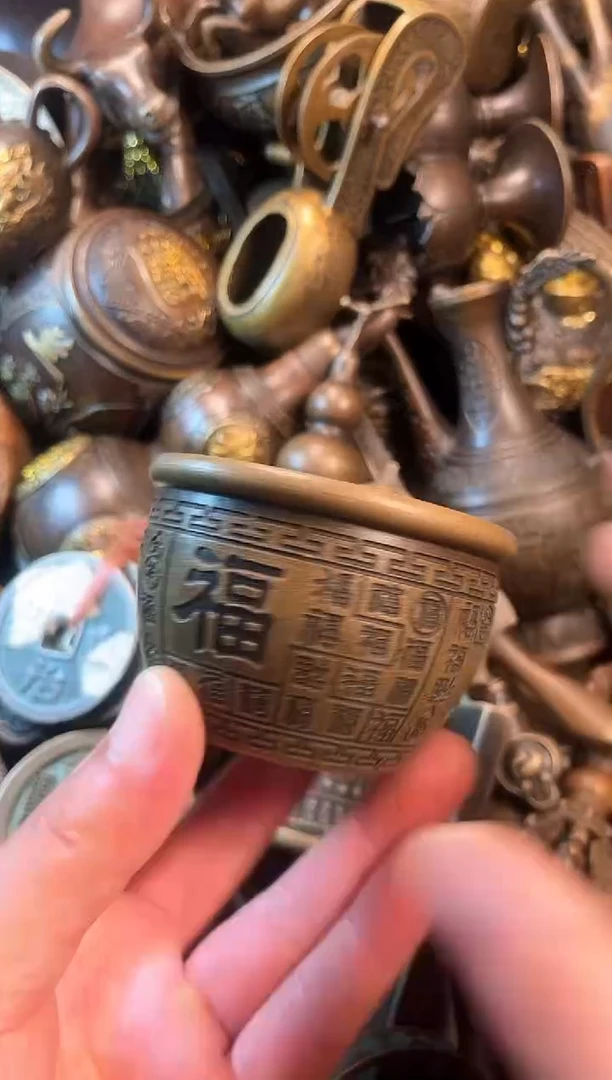精美铜器点击下单