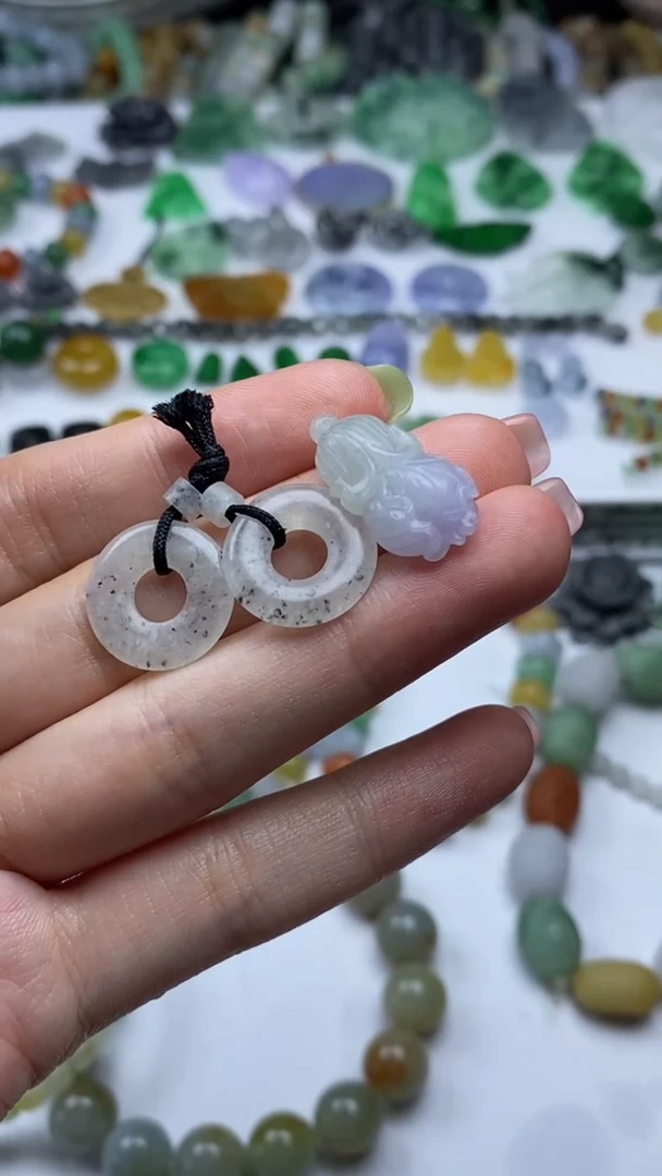 定制翡翠未镶嵌?***侯毛货定制不退不换