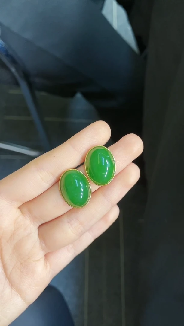 【闪购商品】和田玉耳钉银S925镶嵌多样性发一