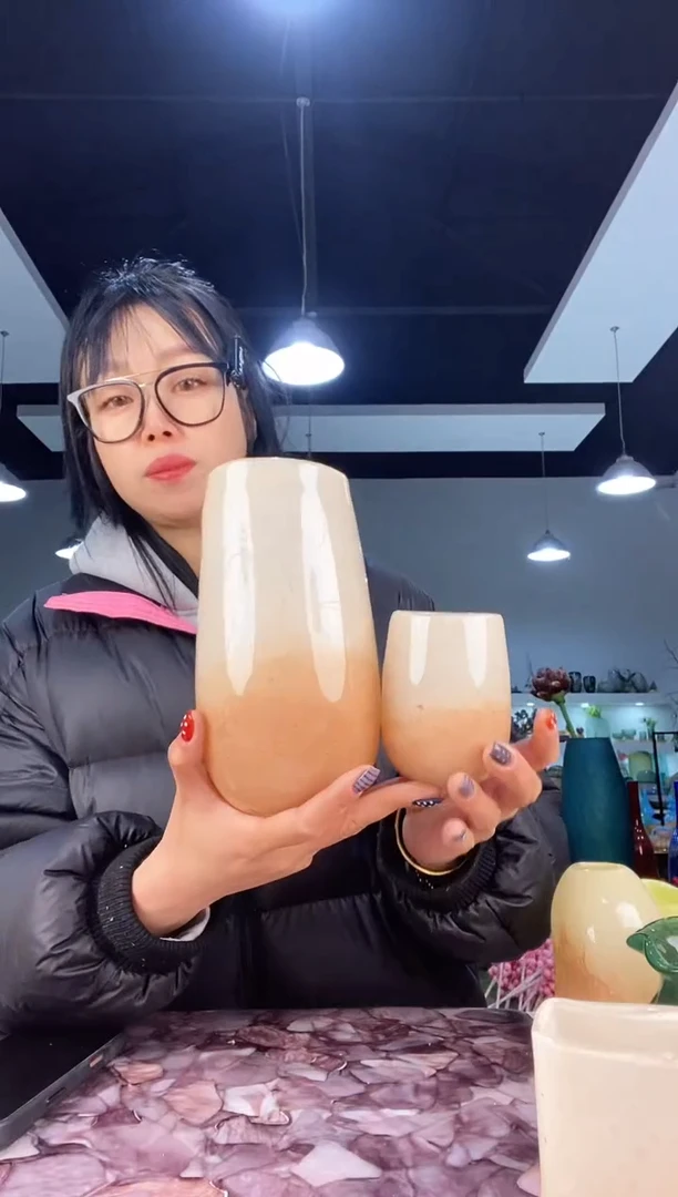 【闪购商品】琉璃慕忆家花瓶一对
