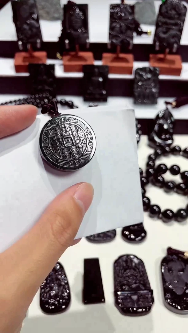 颈饰未镶嵌翡翠天然A货翡翠