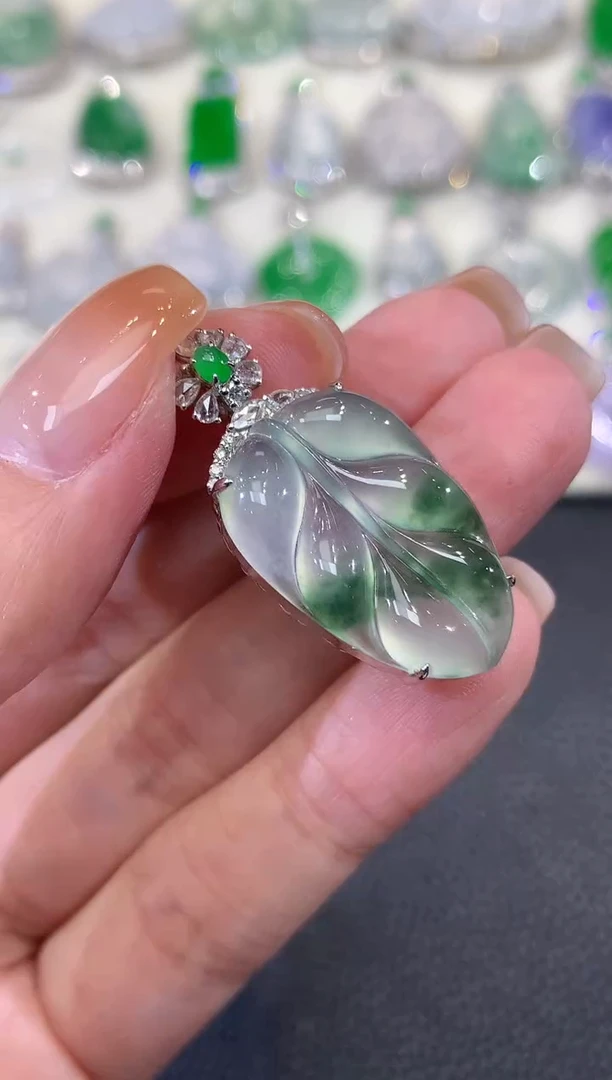 吊坠(不含链)18K金镶嵌翡翠d39