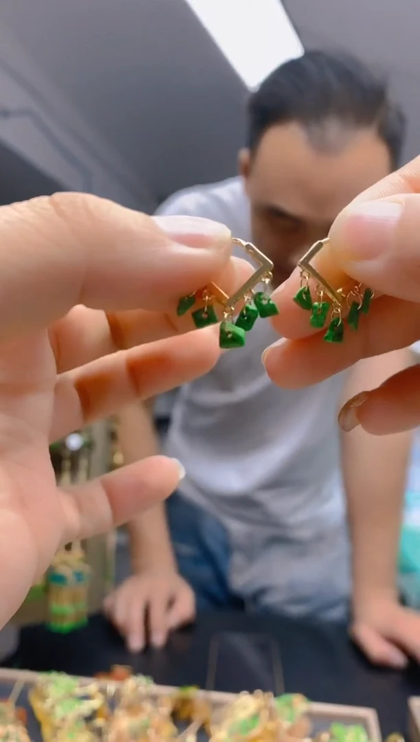 【闪购商品】翡翠耳饰合金87翡翠耳包