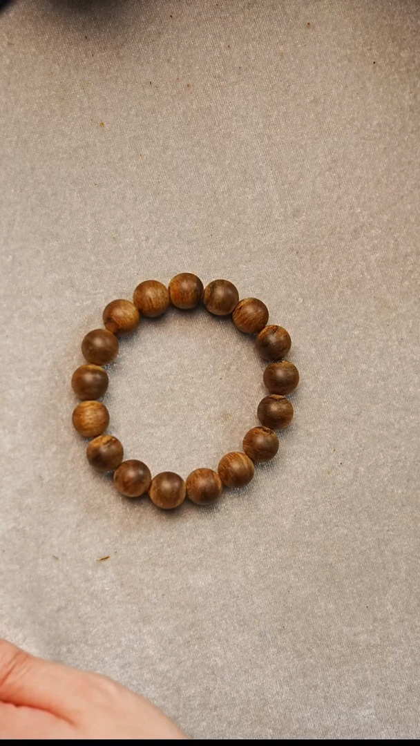 沉香手串文莱黑棋单圈12mm