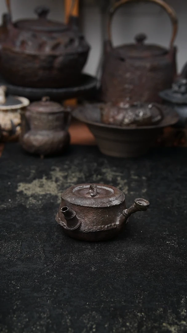 二羊手捏柴烧竹节侧把100cc