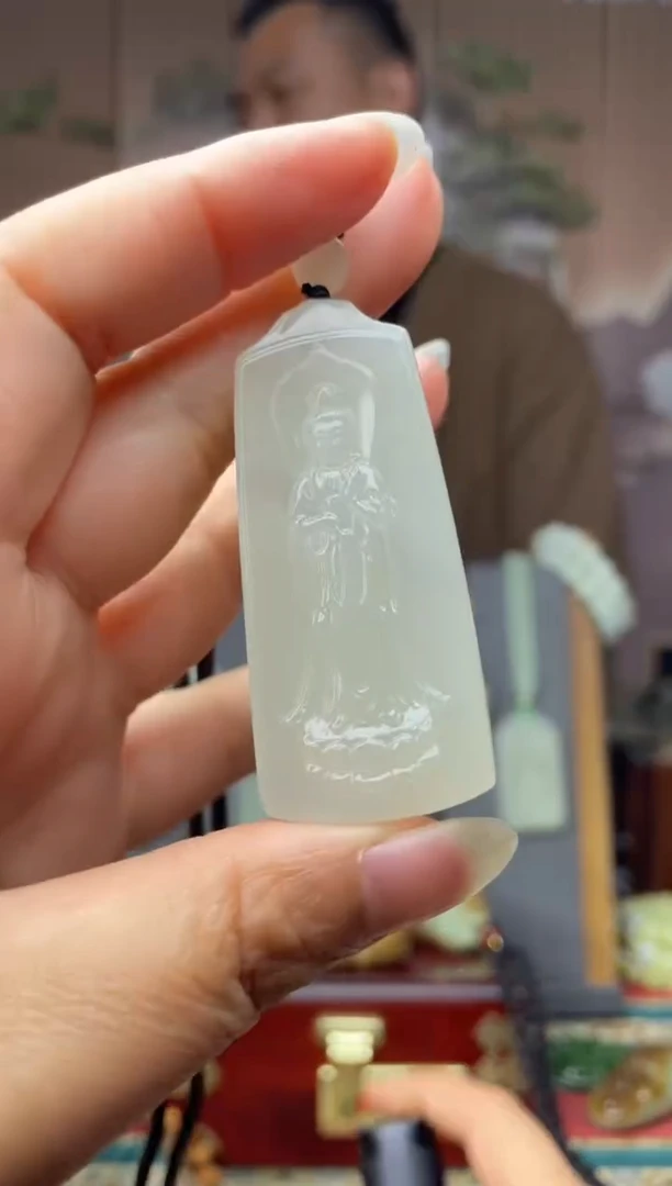 颈饰未镶嵌和田玉拍一发一