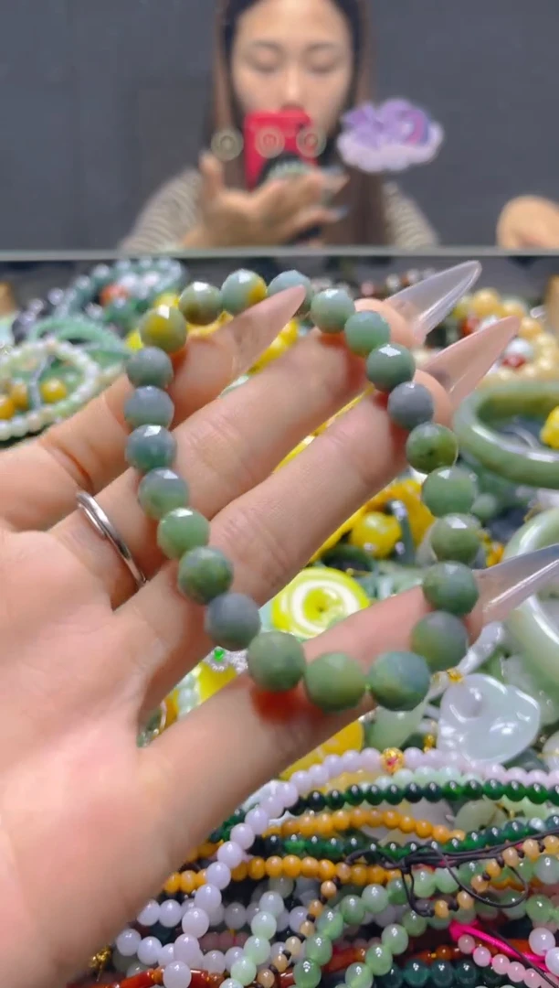 颈饰未镶嵌翡翠8MM