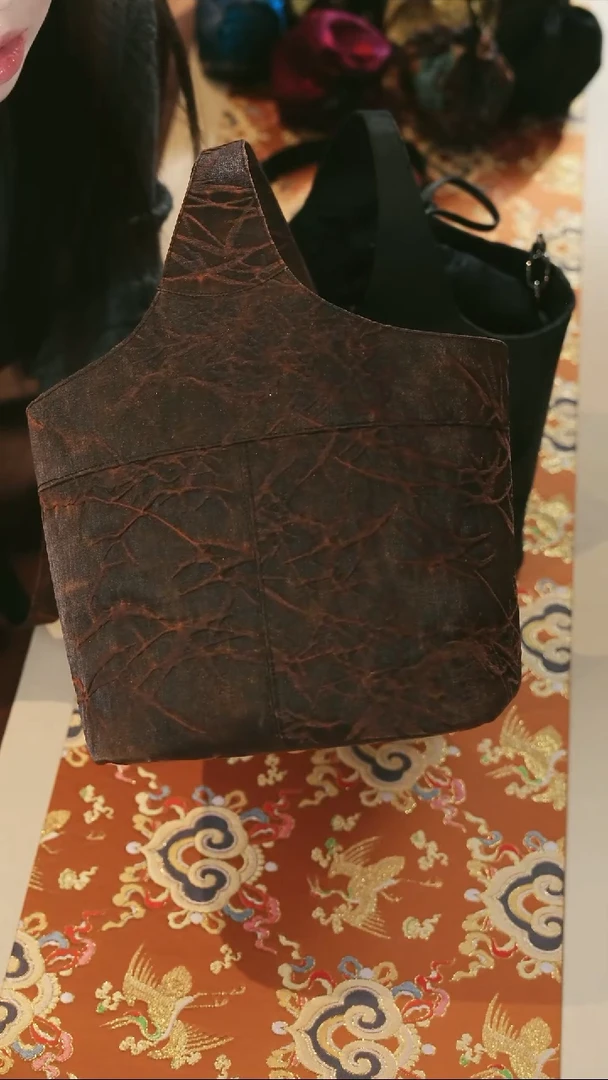 zl csb ············