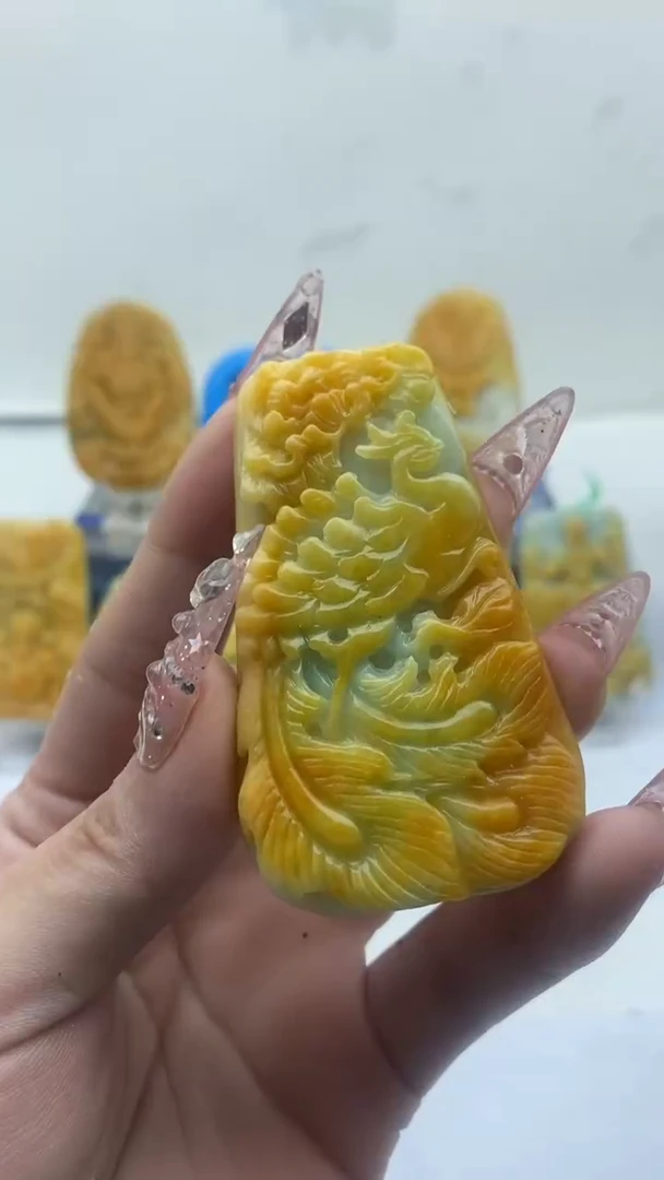 【闪购商品】定制翡翠未镶嵌挂件