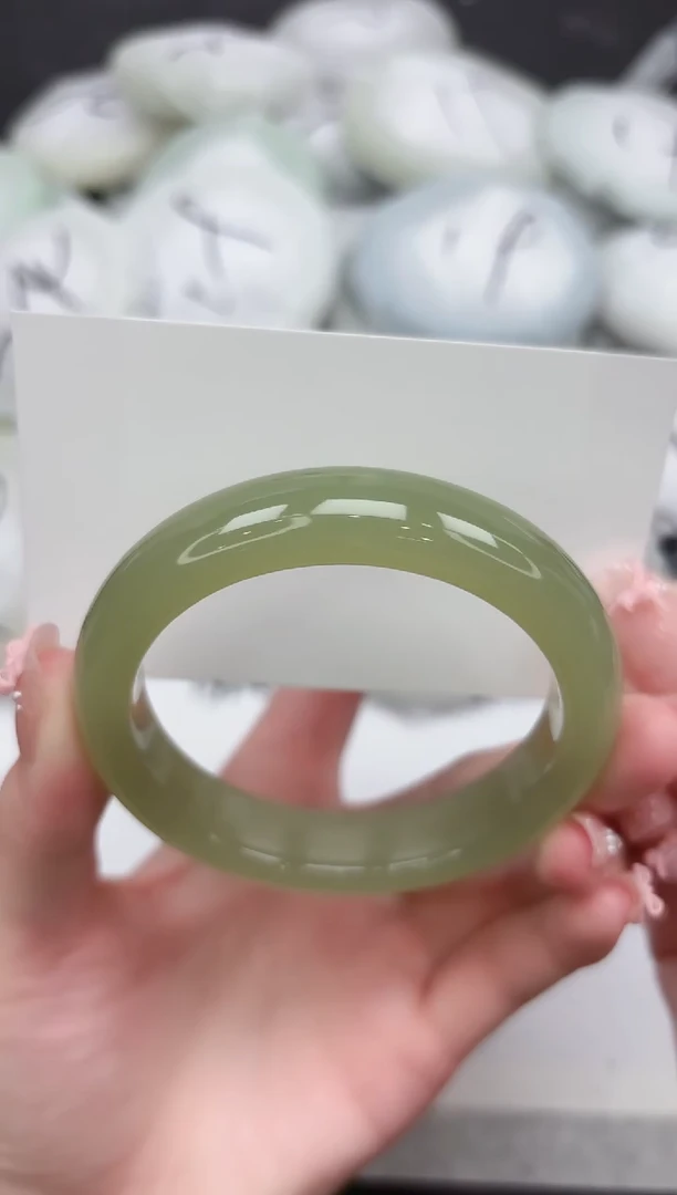 未镶嵌手镯石英质玉9-55.8