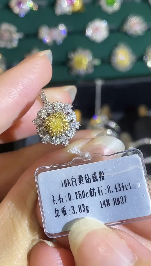 18K金镶嵌戒指钻石002